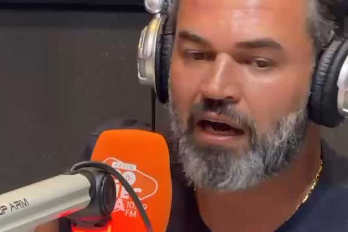 Bruno Scheid rebate críticas após ser chamado de “cuidador” de Bolsonaro e compara gesto ao cuidado com os próprios pais