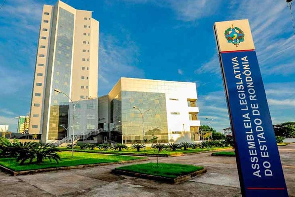 Rondônia define os 24 deputados estaduais eleitos; Laerte Gomes lidera votação